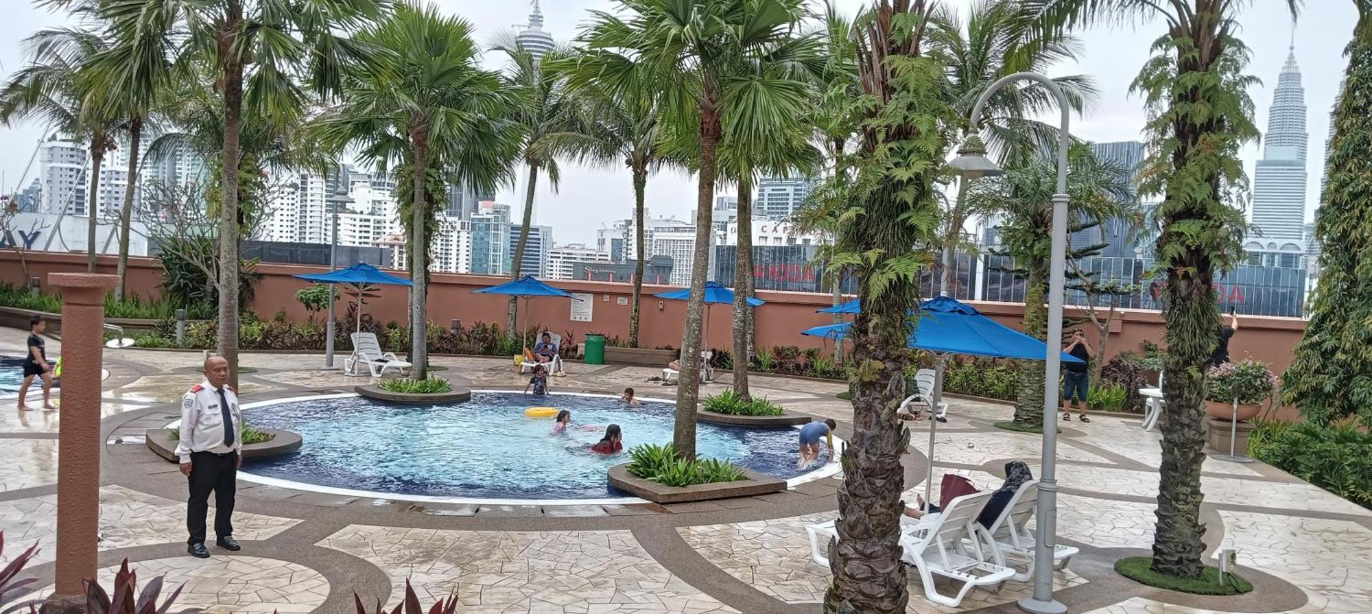 Kl Berjaya Times Square Service Apartment Kuala Lumpur Luaran gambar